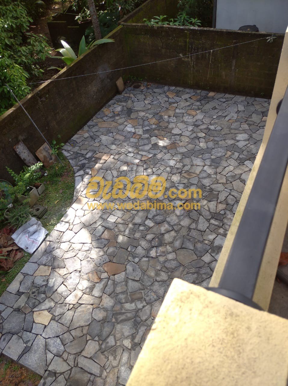 Point stone for flooring in matara