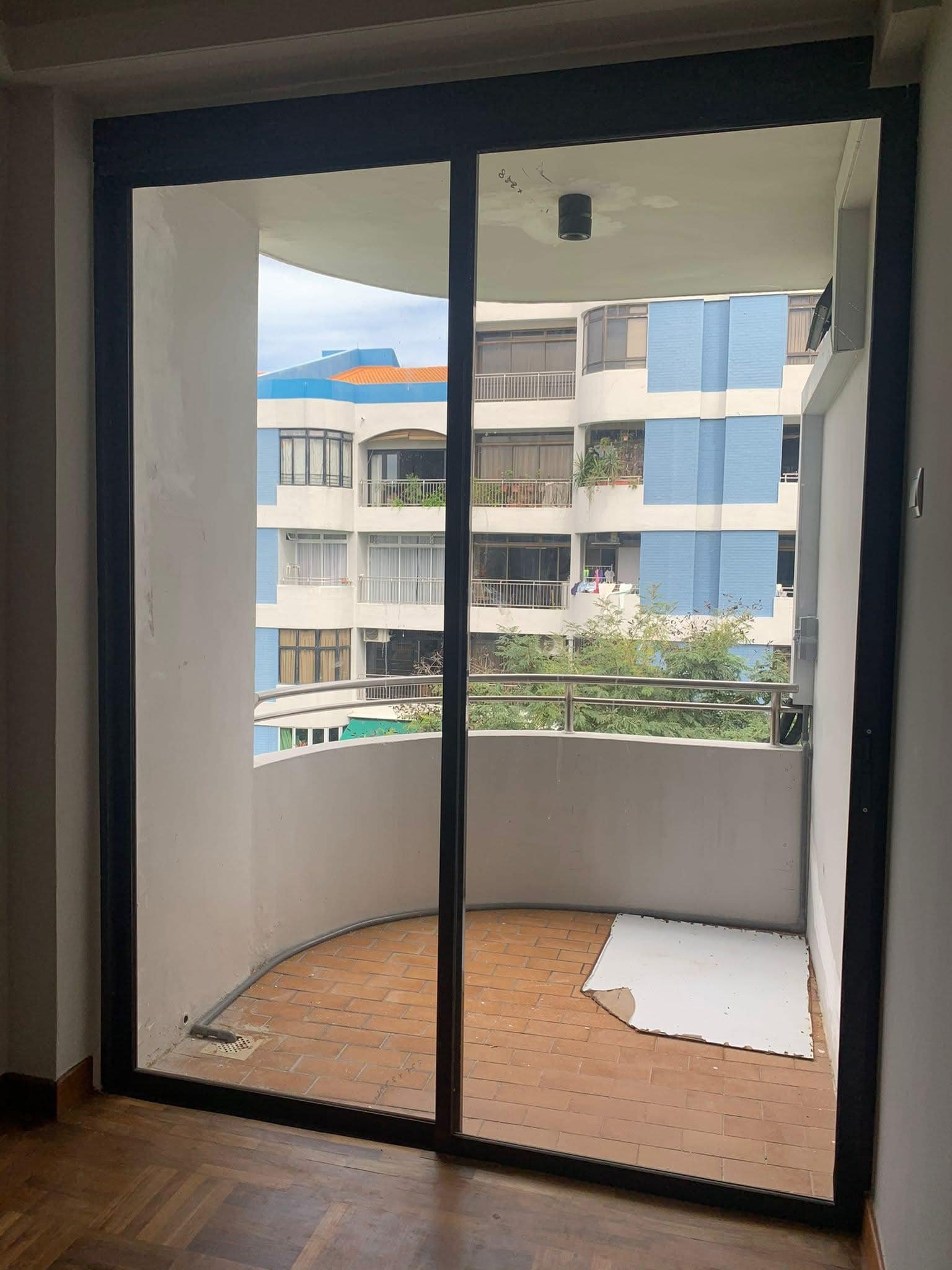 Tempered Glass Contractors in Gampaha colombo
