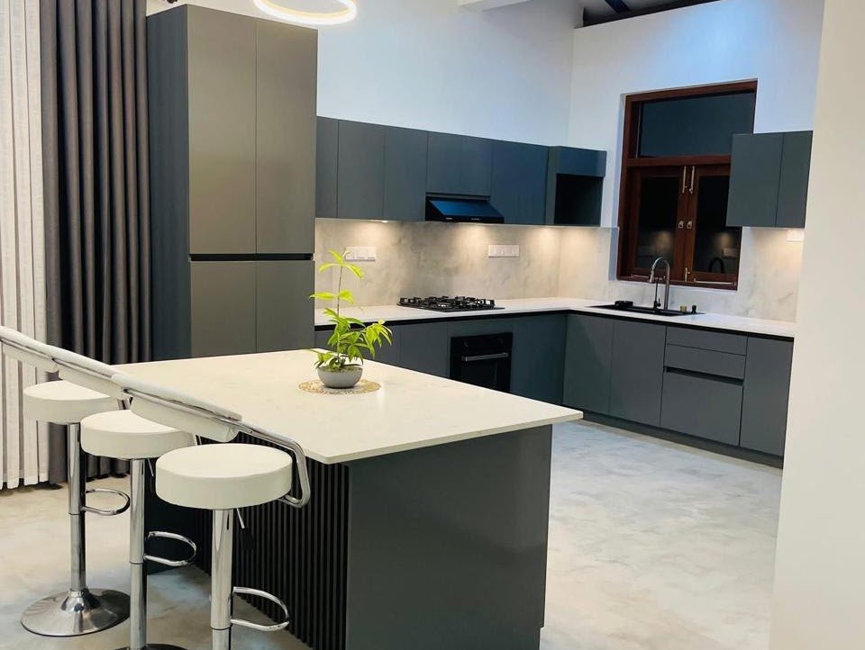 Aluminium Pantry Cupboards - Colombo