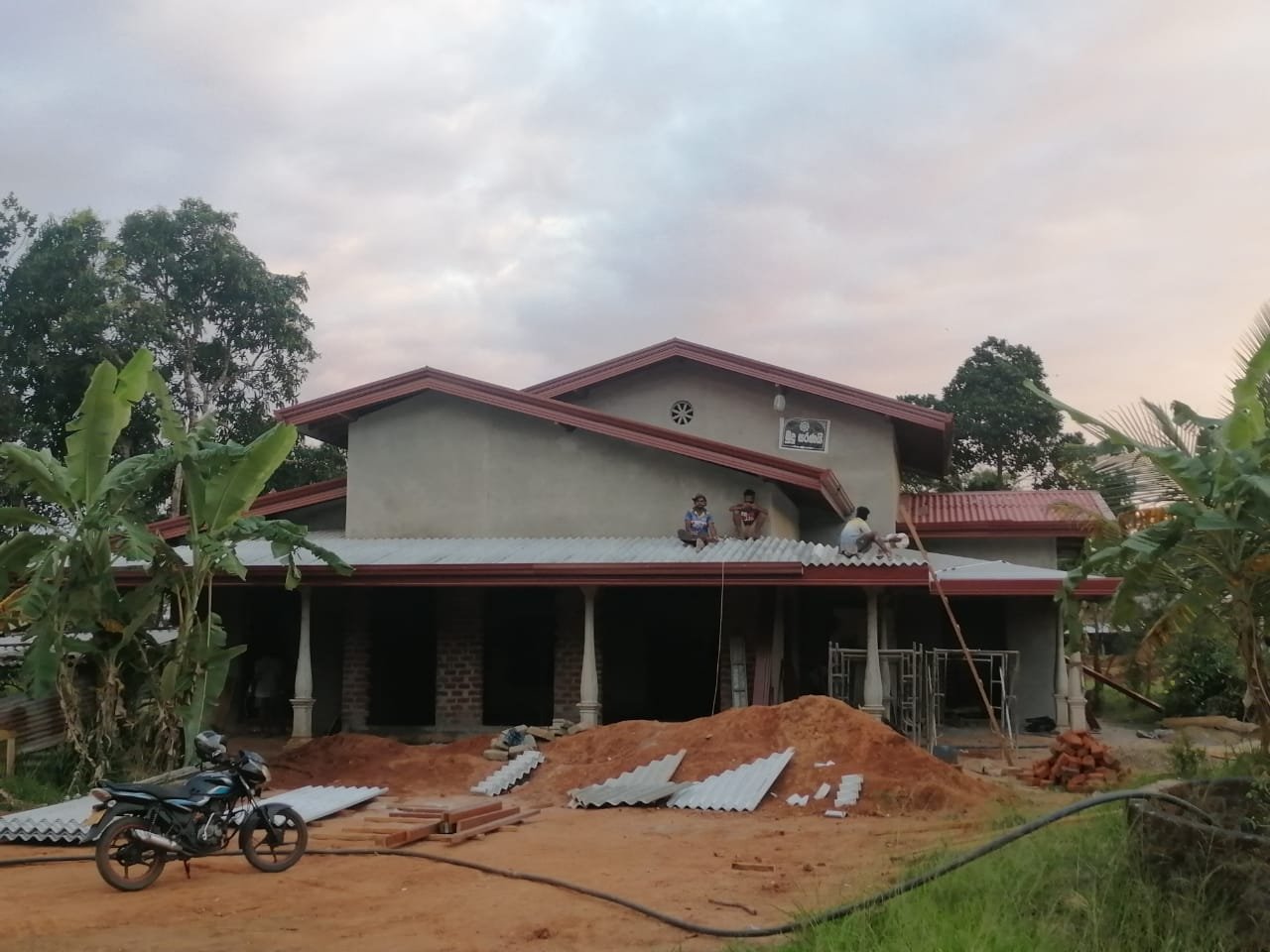 gutter contractors in Nuwara Eliya