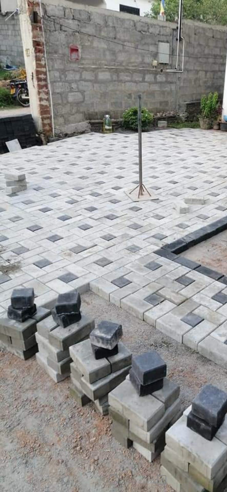 Other image 202508/interlock-designs-for-gardens-in-colombo-wedabima-83e28692d7.jpeg