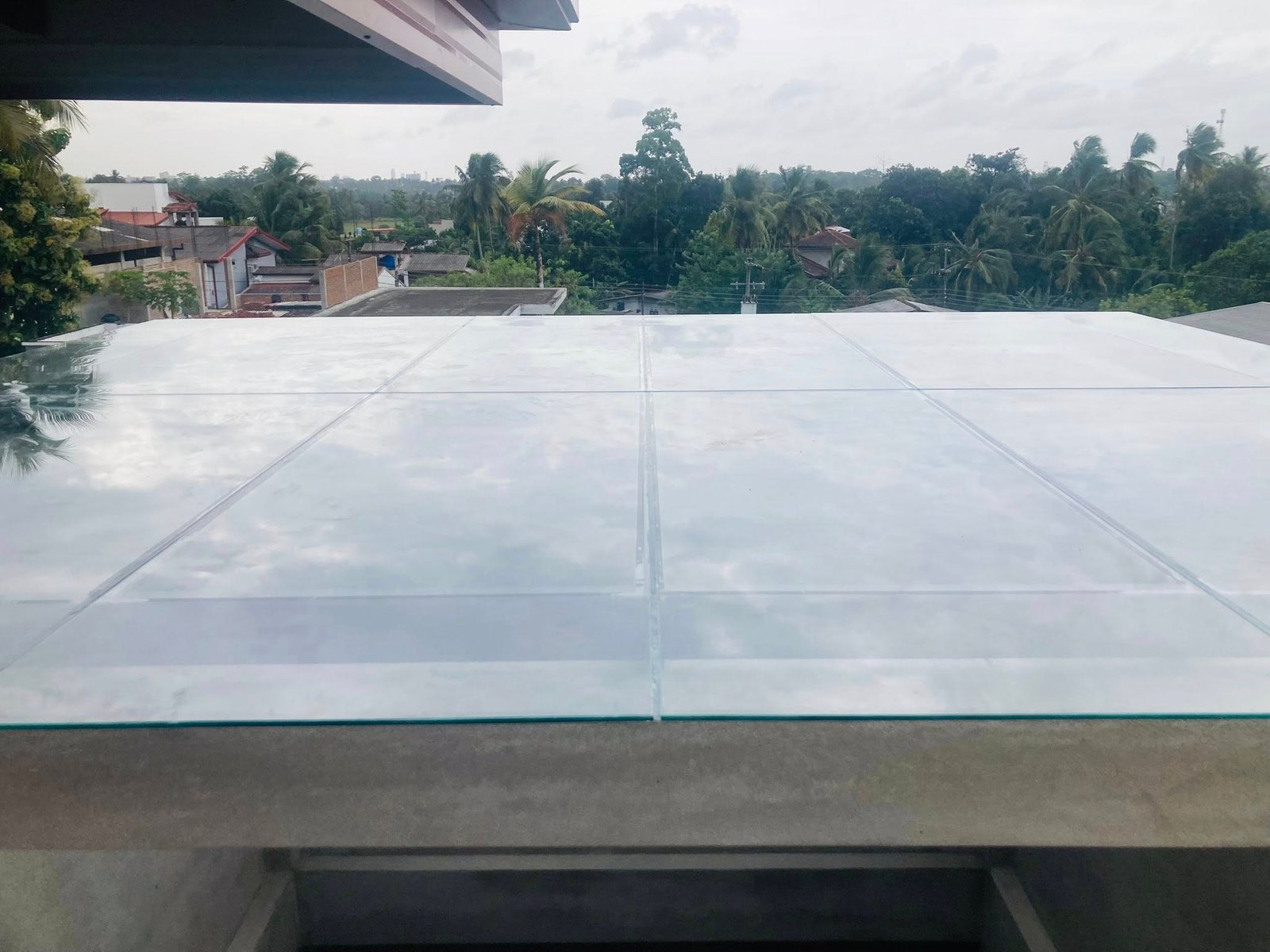 Other image 202509/glass-canopy-work-in-colombo-wedabima-0a6f5e38b5.jpg