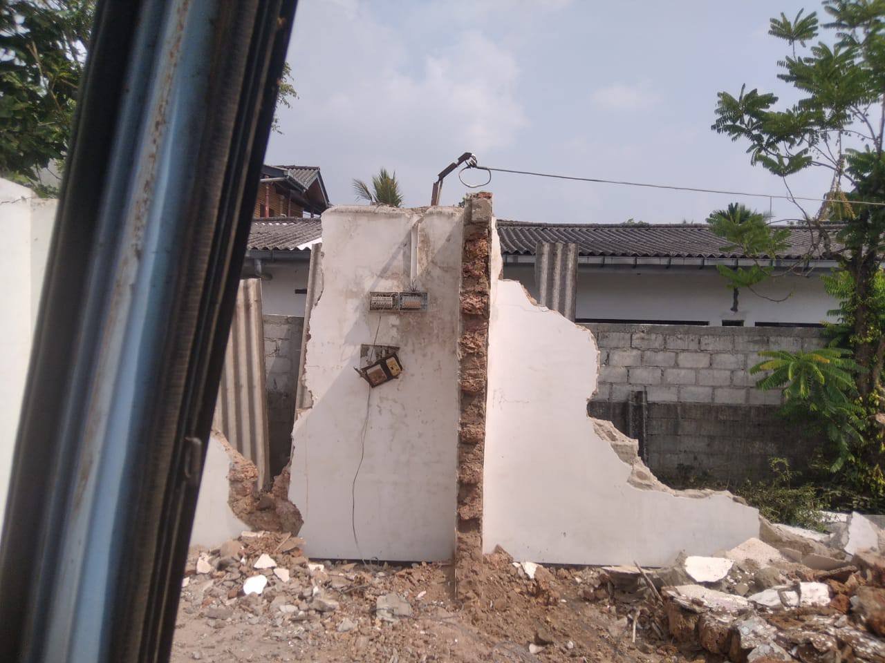 Other image 202510/demolition-service-price-in-paliyagoda-wedabima-1c48c56628.jpg
