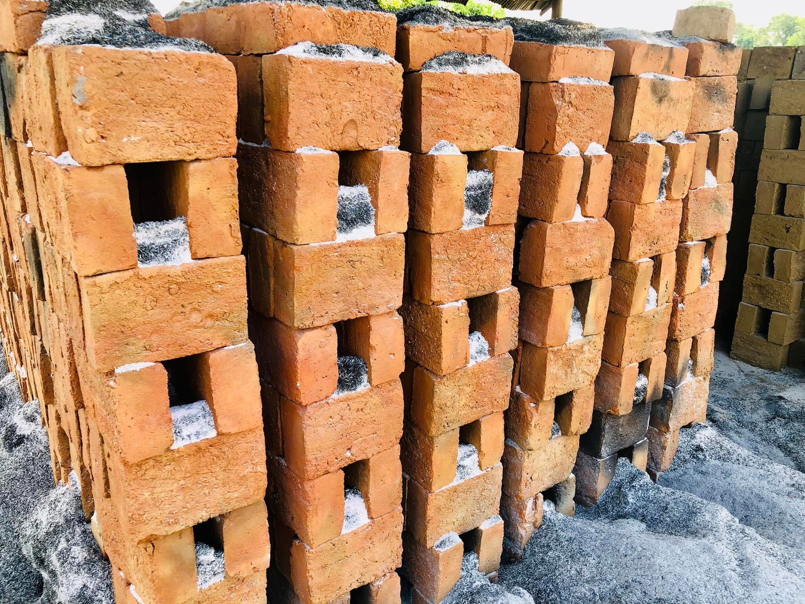 Other image 202510/engineering-bricks-small-sri-lanka-wedabima-fa8799c888.jpg