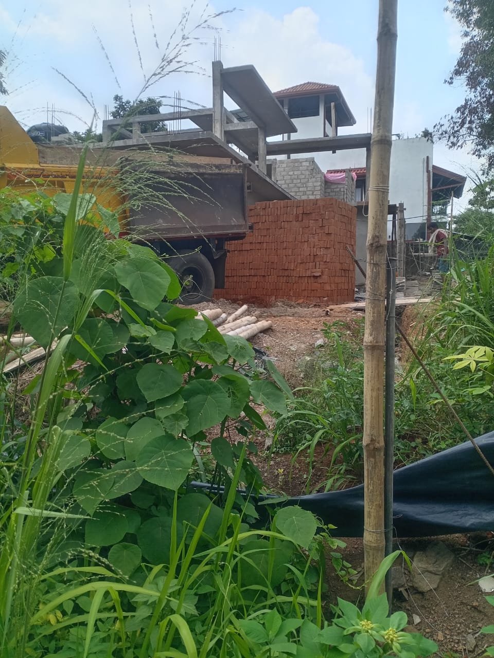 Other image 202510/engineering-bricks-wellawaya-sri-lanka-wedabima-64e49f232f.jpeg