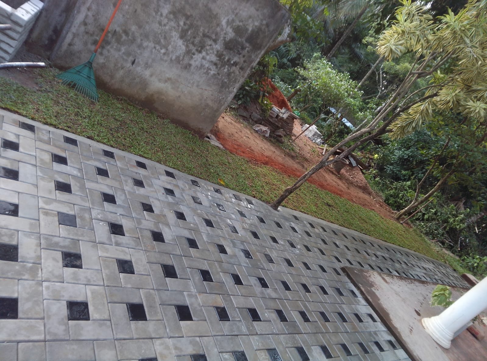 Other image 202510/interlock-paving-contractors-colombo-wedabima-e4b6831397.jpeg