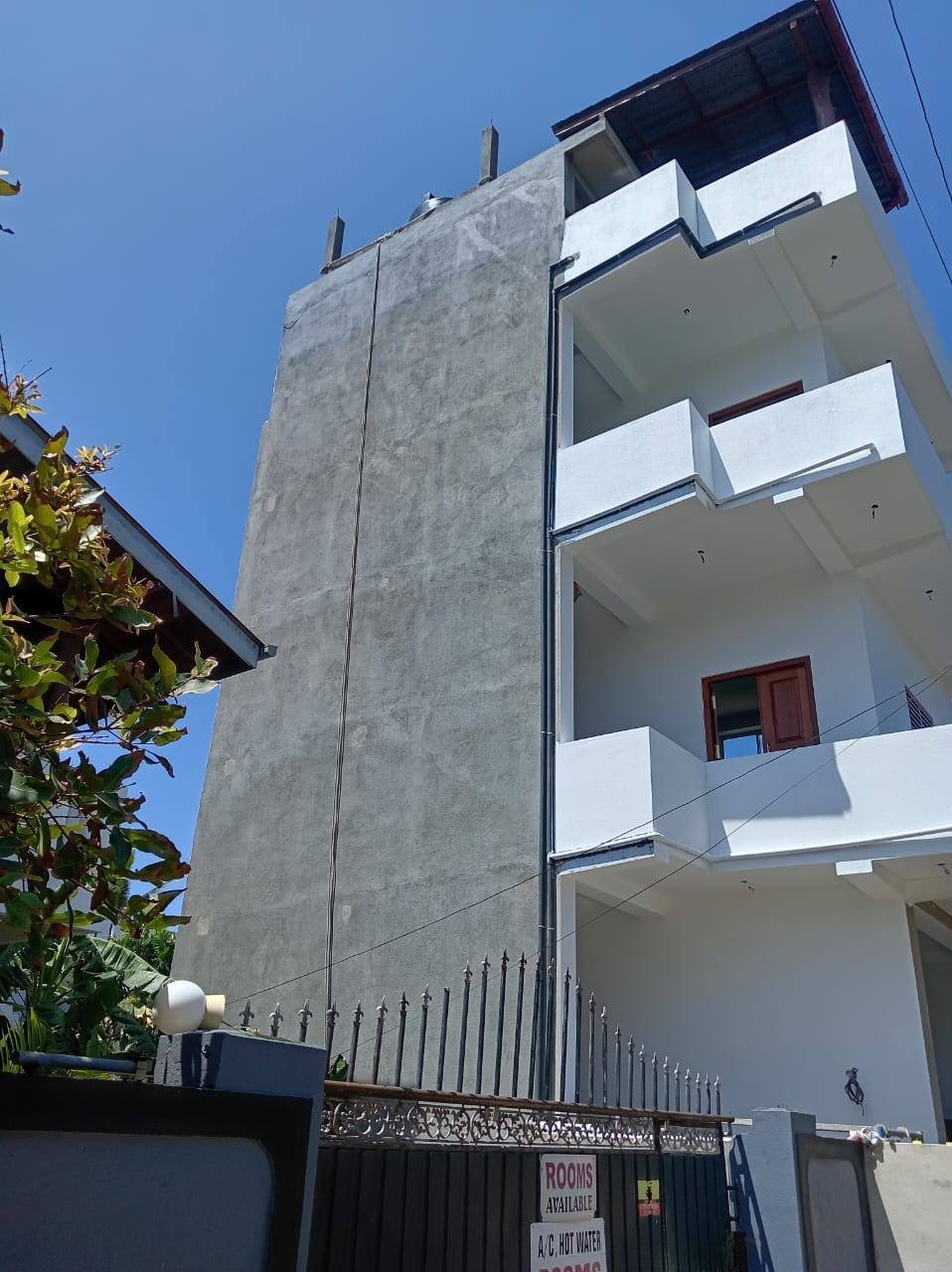 Other image 202511/building-painting-price-in-hikkaduwa-wedabima-ea608ec0fd.jpg