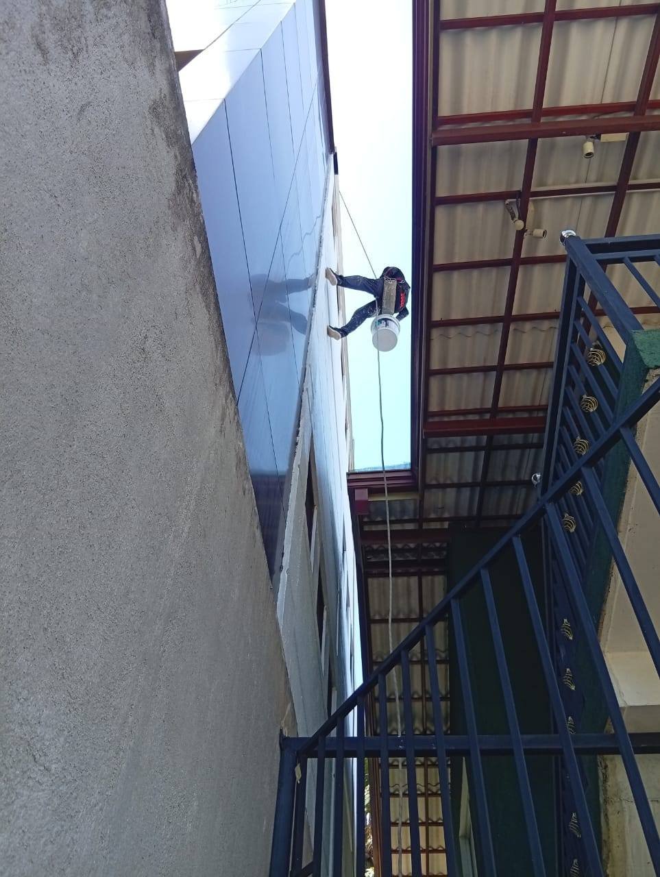 Other image 202511/rooftop-waterproofing-weligama-wedabima-4870f8c99b.jpg