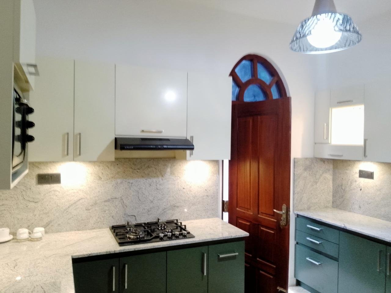 Other image 202512/aluminium-pantry-cupboards-price-in-aluthgama-colombo-wedabima-912b27212e.jpeg