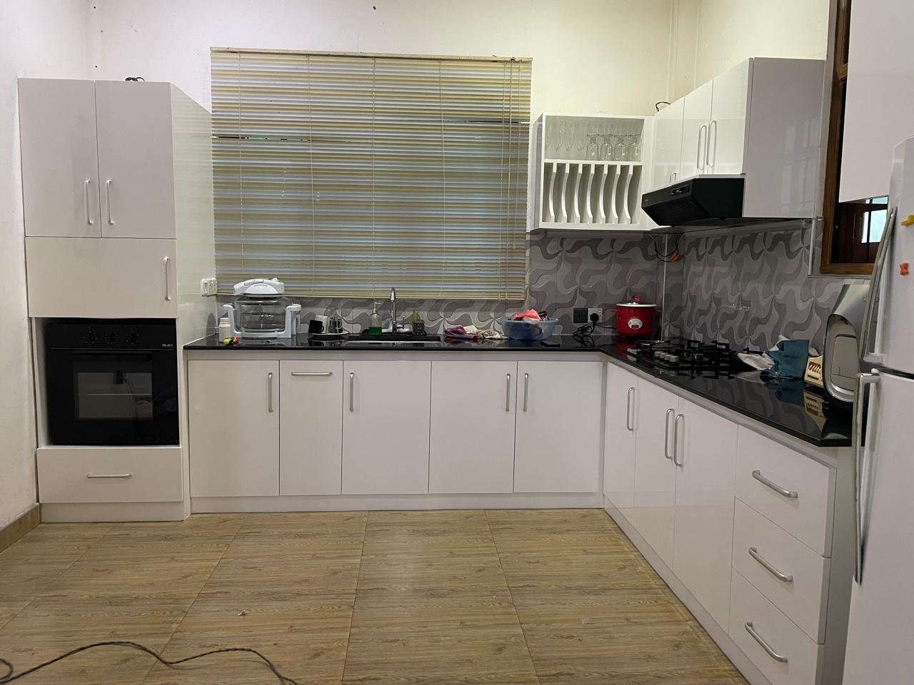 Other image 202512/aluminium-pantry-cupboards-price-in-aluthgama-colombo-wedabima-eaac893626.jpeg