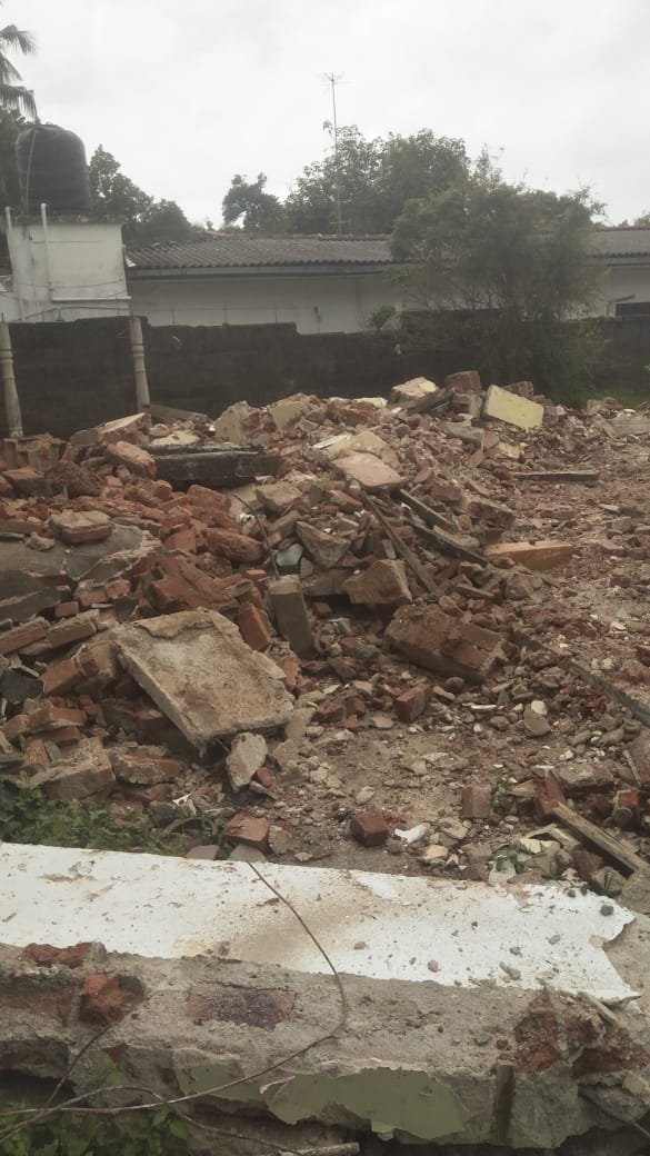 Other image 202512/land-clearing-and-demolition-service-colombo-wedabima-7be7b749bb.jpeg