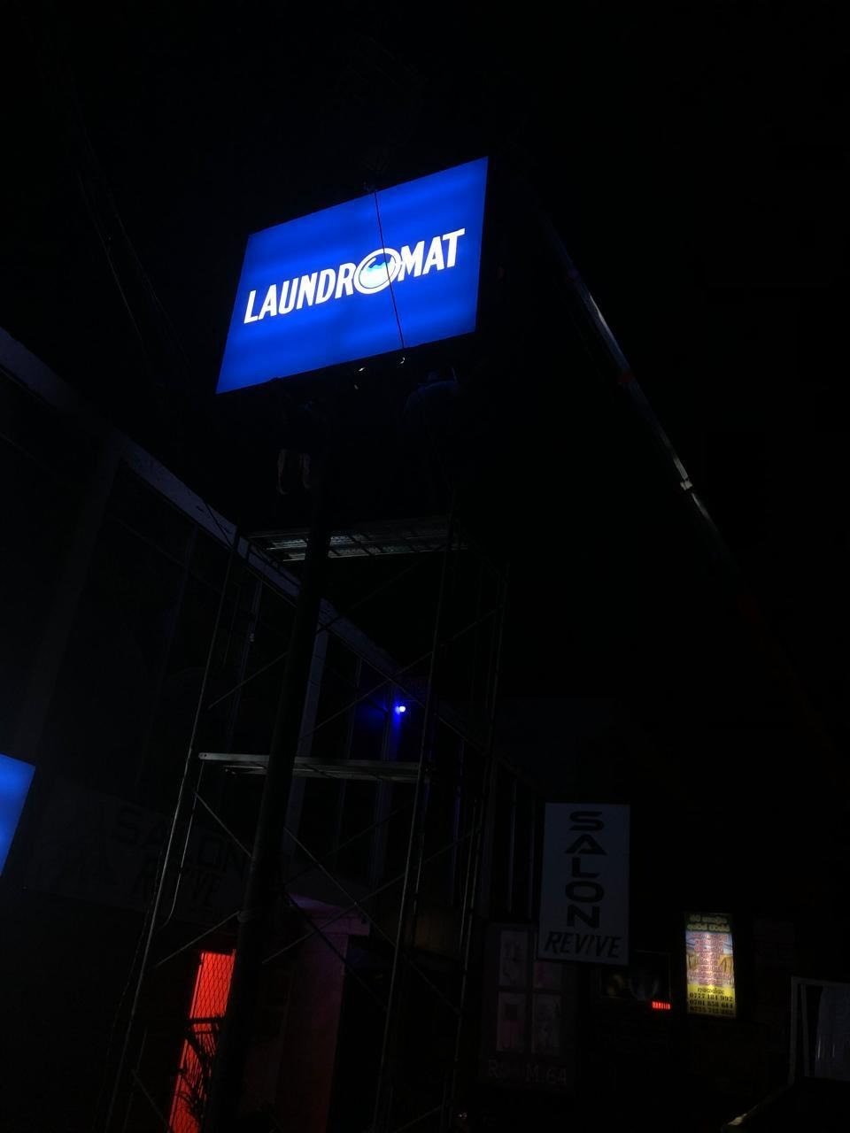 Other image 202512/neon-sign-boards-in-gampaha-wedabima-6a681f9c4d.jpeg