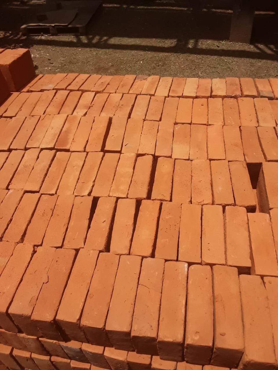 Other image 202601/clay-bricks-size-in-sri-lanka-wedabima-7a0cc0bf6b.jpeg