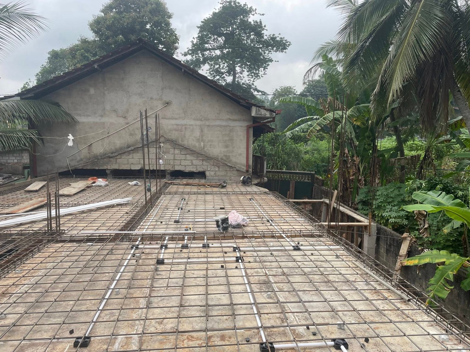 Other image 202601/slab-and-shuttering-work-price-in-mirigama-wedabima-c887d17e16.jpg