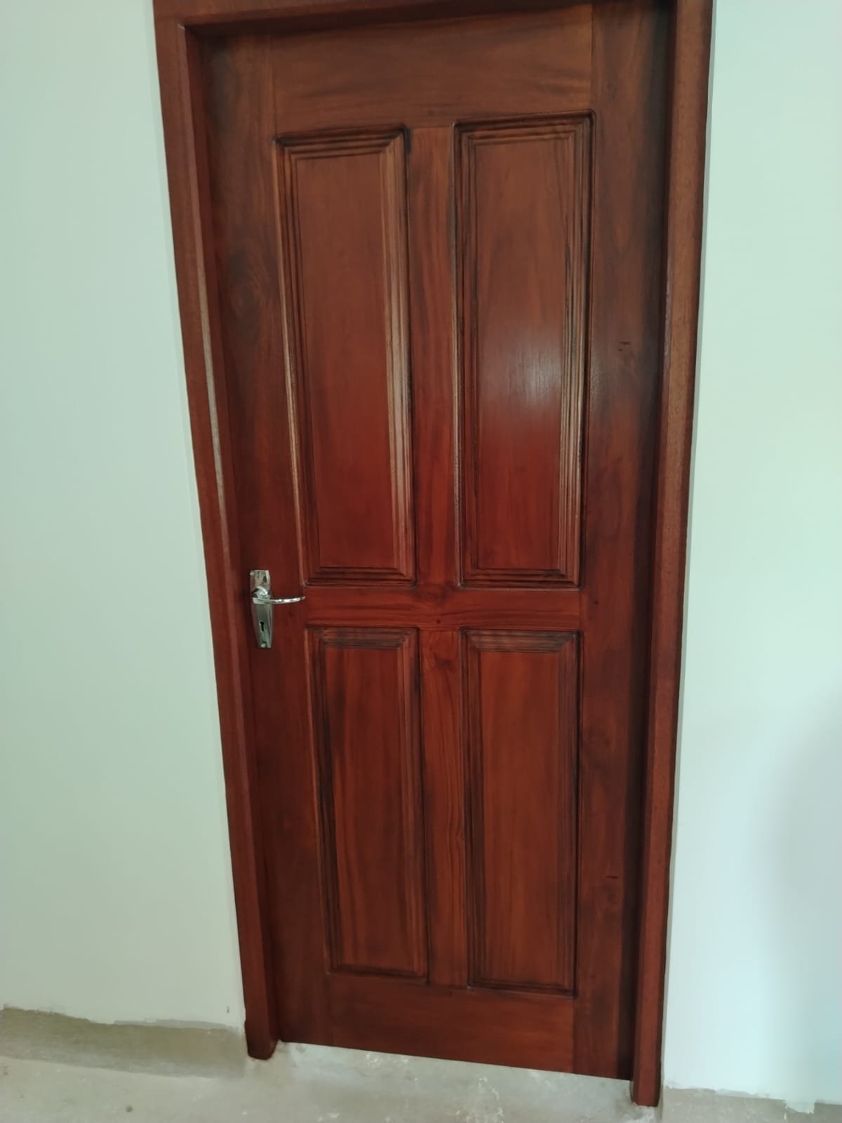 Other image 202601/water-based-wood-painting-contractors-colombo-wedabima-5fa4751c7b.jpeg