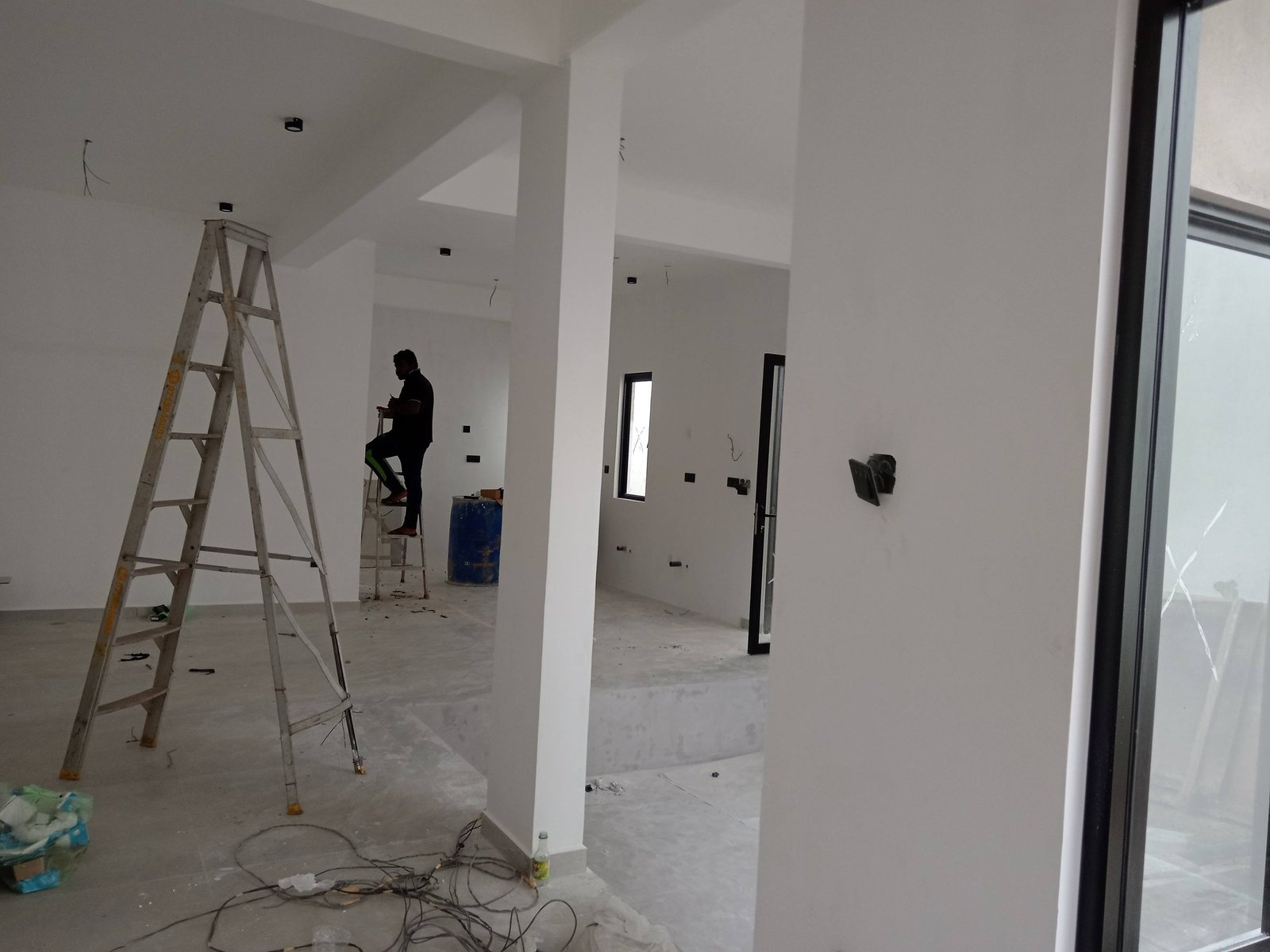 Other image 202602/building-painting-contractors-in-colombo-wedabima-d1089642b5.jpg