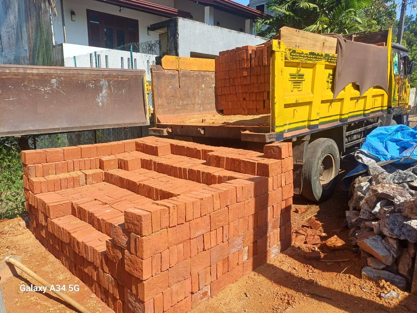 Other image 202602/clay-brick-prices-in-monaragala-wedabima-e6a668162f.jpg