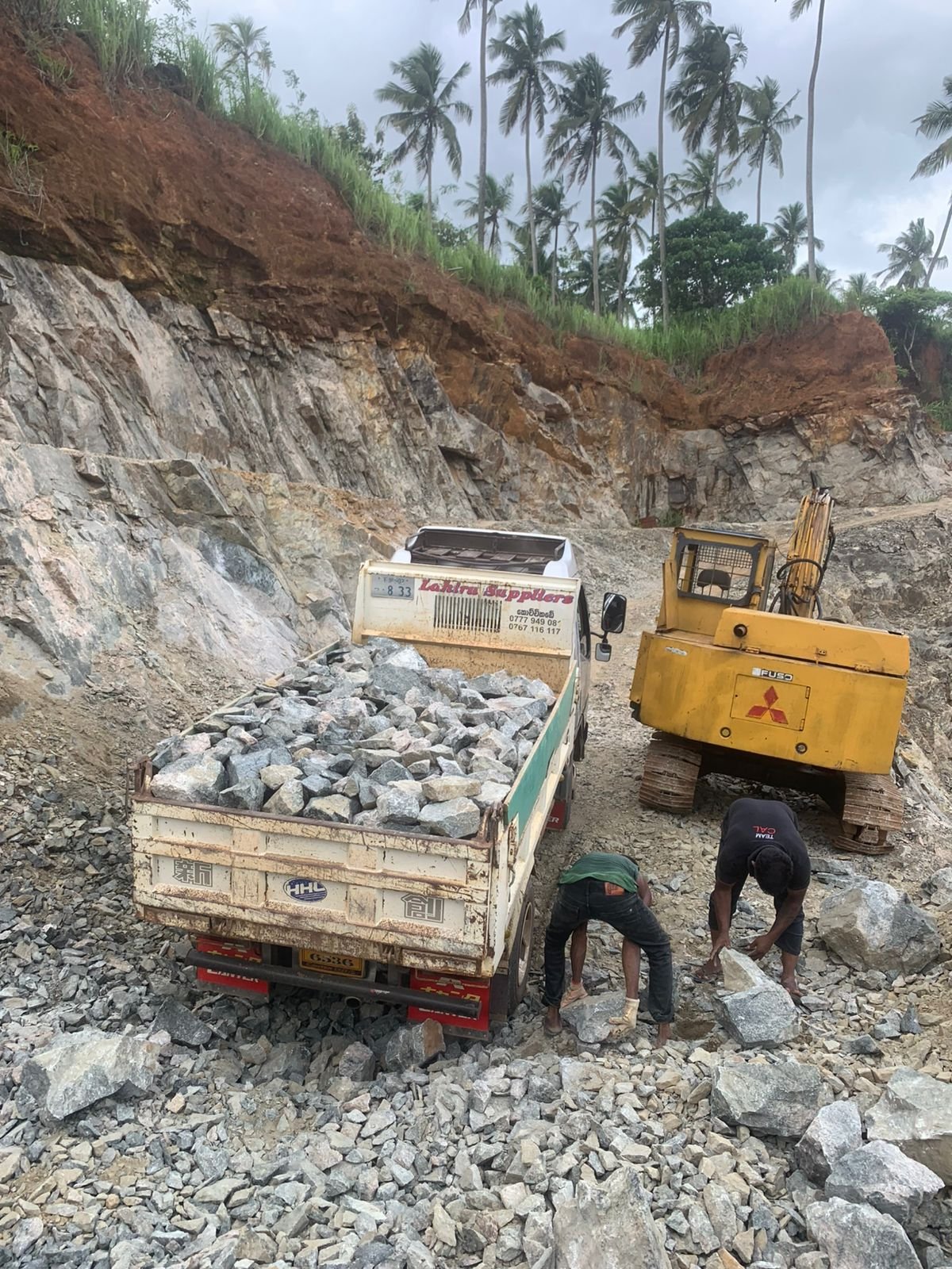 Other image 202602/kalu-gal-transport-in-kochchikade-wedabima-6eb3eda72b.jpeg