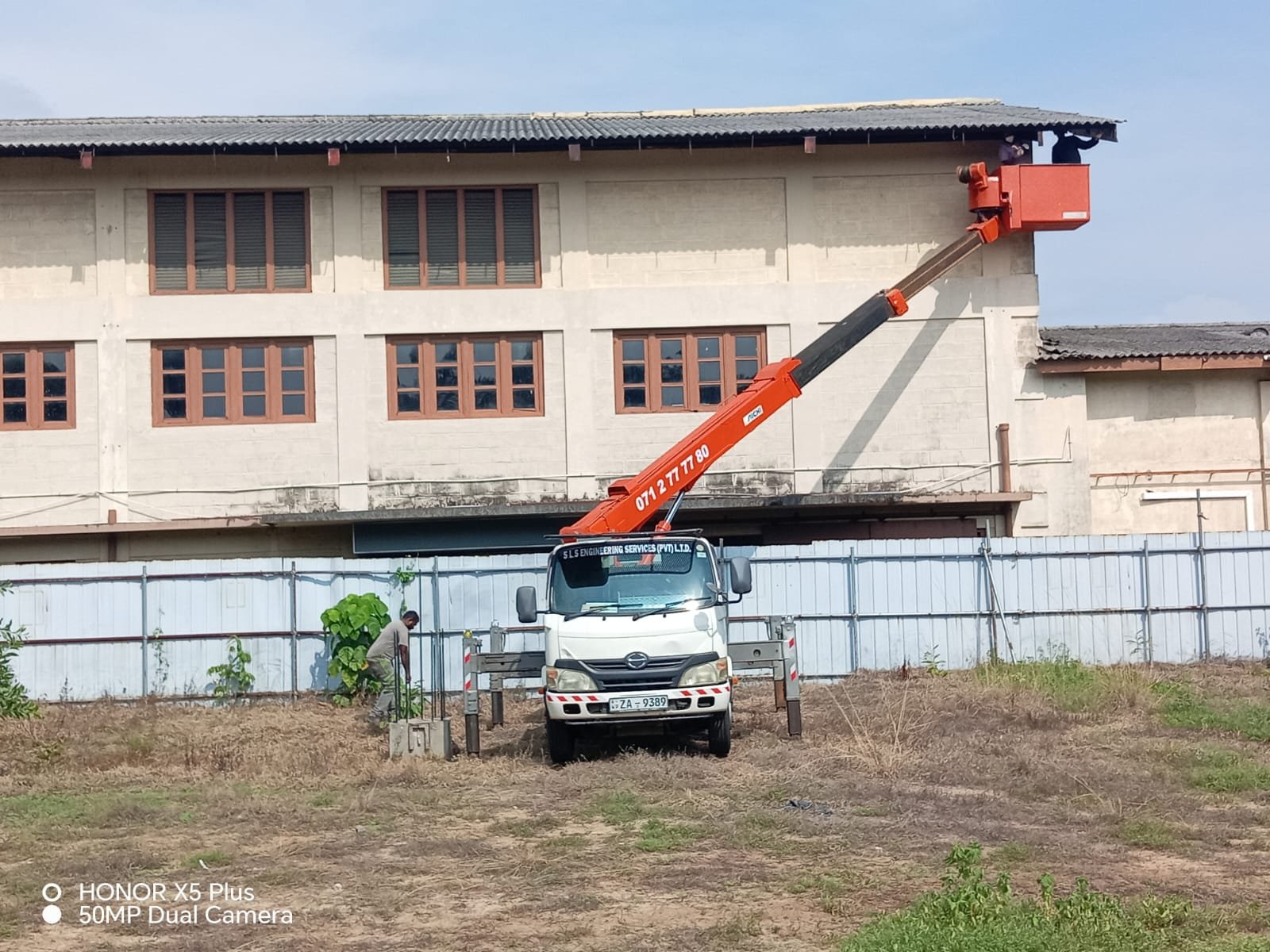 Other image 202606/man-lift-for-rent-in-sri-lanka-wedabima-c5a85026e9.jpeg